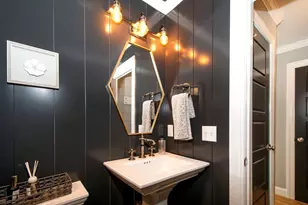 138 Elm St, Kingston, MA 02364 - Photo 12