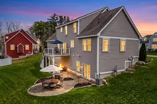 17 Marshall Wy, Seabrook, NH 03874 - Photo 2