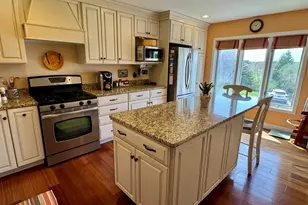 61 Bayberry Ln, Dartmouth, MA 02747 - Photo 8