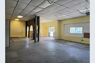 293 Exchange St #1, Athol, MA 01331 - Photo 4