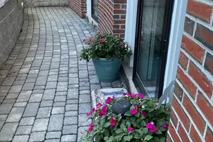 142 Pleasant St, Winthrop, MA 02152 - Photo 2