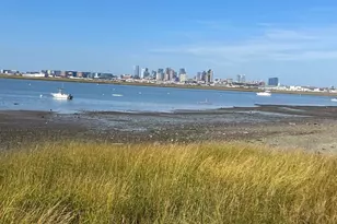 142 Pleasant St, Winthrop, MA 02152 - Photo 26