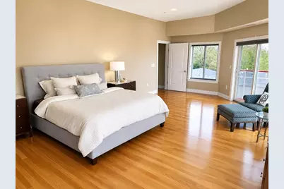 310 Hammond Pond Pkwy #401, Brookline, MA 02467 - Photo 2