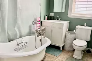 88 Gardner St, Waltham, MA 02453 - Photo 12