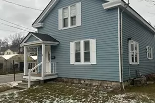 88 Wahconah St, Pittsfield, MA 01201 - Photo 2