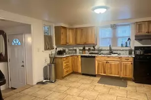 88 Wahconah St, Pittsfield, MA 01201 - Photo 4