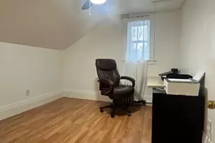 88 Wahconah St, Pittsfield, MA 01201 - Photo 12
