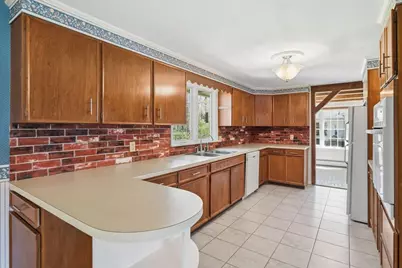 7 Dragon Circle, Easthampton, MA 01027 - Photo 14