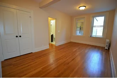 35 Saint Paul St. #6, Brookline, MA 02446 - Photo 4