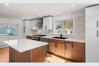 271 Broadway, Haverhill, MA 01832 - Photo 10