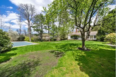 3 Proctor St, Manchester by the Sea, MA 01944 - Photo 8