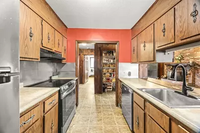 1080 Locust, Raynham, MA 02767 - Photo 18