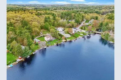 31 Spring St, Lunenburg, MA 01462 - Photo 8