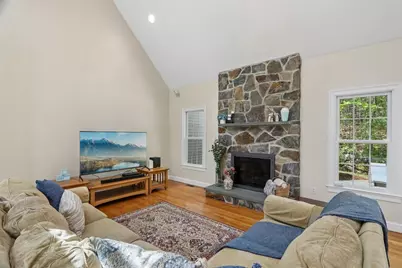 34 Broken Tree Rd, Medway, MA 02053 - Photo 10