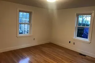 7 Perry St, Brookline, MA 02445 - Photo 8