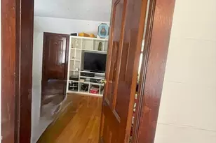19 Nixon St, Boston, MA 02124 - Photo 14