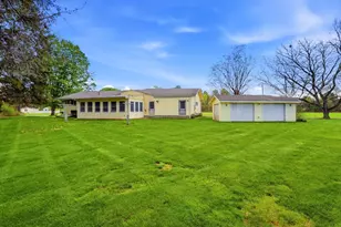 26 Gore Ave, Hatfield, MA 01038 - Photo 4