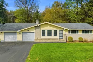 26 Gore Ave, Hatfield, MA 01038 - Photo 34