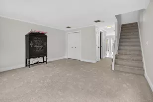 162 Oak St, Taunton, MA 02780 - Photo 6
