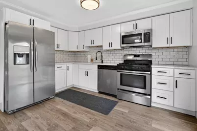 162 Oak St #18, Taunton, MA 02780 - Photo 2