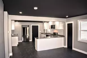 2 Sunnyside St, Boston, MA 02130 - Photo 4