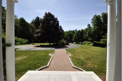 9 Breezy Point Rd, Acton, MA 01720 - Photo 4
