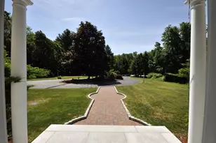 9 Breezy Point Rd, Acton, MA 01720 - Photo 4