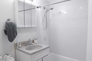 39 Hemenway St, Boston, MA 02115 - Photo 8