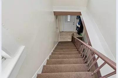 492 Fletcher St, Lowell, MA 01854 - Photo 32