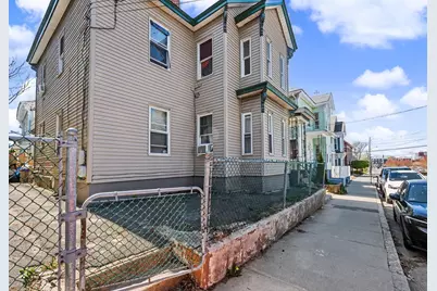 492 Fletcher St, Lowell, MA 01854 - Photo 40