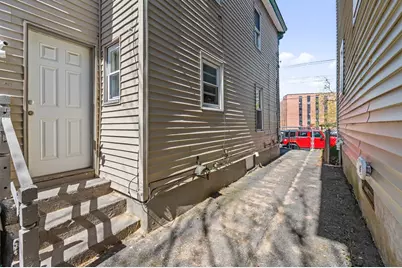 492 Fletcher St, Lowell, MA 01854 - Photo 38