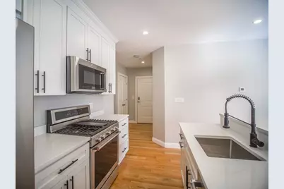 194 Havre St. #U:: 302, Boston, MA 02128 - Photo 8