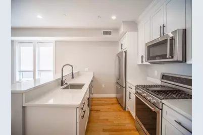 194 Havre St. #U:: 302, Boston, MA 02128 - Photo 2