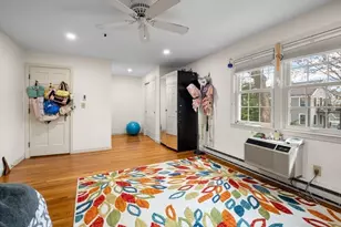 9 Town House Dr, Newton, MA 02460 - Photo 16