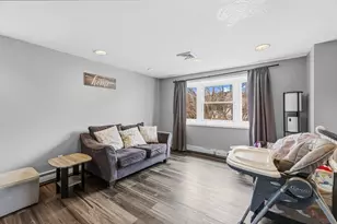 51 Hideaway Ln, Wareham, MA 02538 - Photo 8