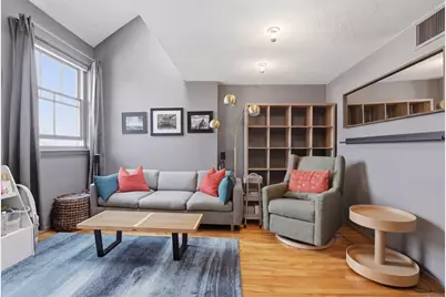 51 Pettee St #47, Newton, MA 02464 - Photo 4