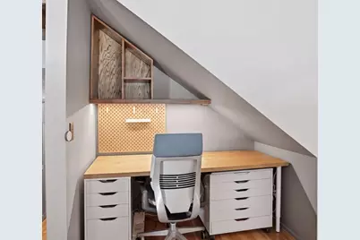51 Pettee St #47, Newton, MA 02464 - Photo 8