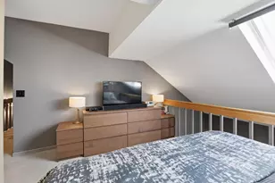 51 Pettee St, Newton, MA 02464 - Photo 4