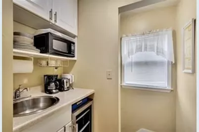 32 Bay Street #32, Cambridge, MA 02139 - Photo 12