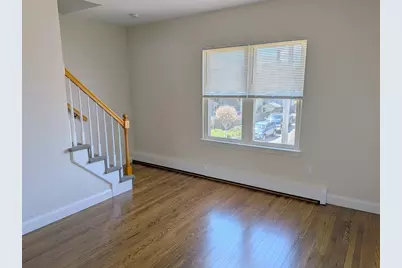 146 Pine St #4, Attleboro, MA 02703 - Photo 4