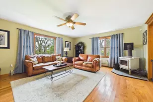 14 Day St, Fairhaven, MA 02719 - Photo 4