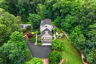 19 Pheasant Ln, Topsfield, MA 01983 - Photo 2