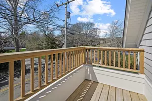 33 Vineyard Ave, Oak Bluffs, MA 02557 - Photo 20