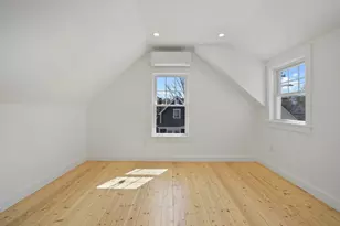 33 Vineyard Ave, Oak Bluffs, MA 02557 - Photo 24