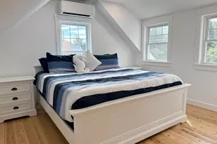 33 Vineyard Ave, Oak Bluffs, MA 02557 - Photo 22