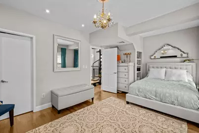 25 Phillips St #PH, Boston, MA 02114 - Photo 8