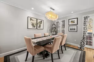 25 Phillips St, Boston, MA 02114 - Photo 4