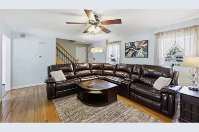 33 Winding Ln, Springfield, MA 01118 - Photo 12