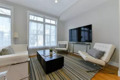 145 Stoughton St #4, Boston, MA 02125 - Photo 6