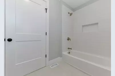 145 Stoughton St #4, Boston, MA 02125 - Photo 16